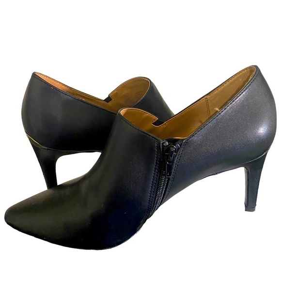 CALVIN KLEIN Jenavie Bootie Black Leather Size 10 Y2K Pointed Toe - Picture 5 of 10